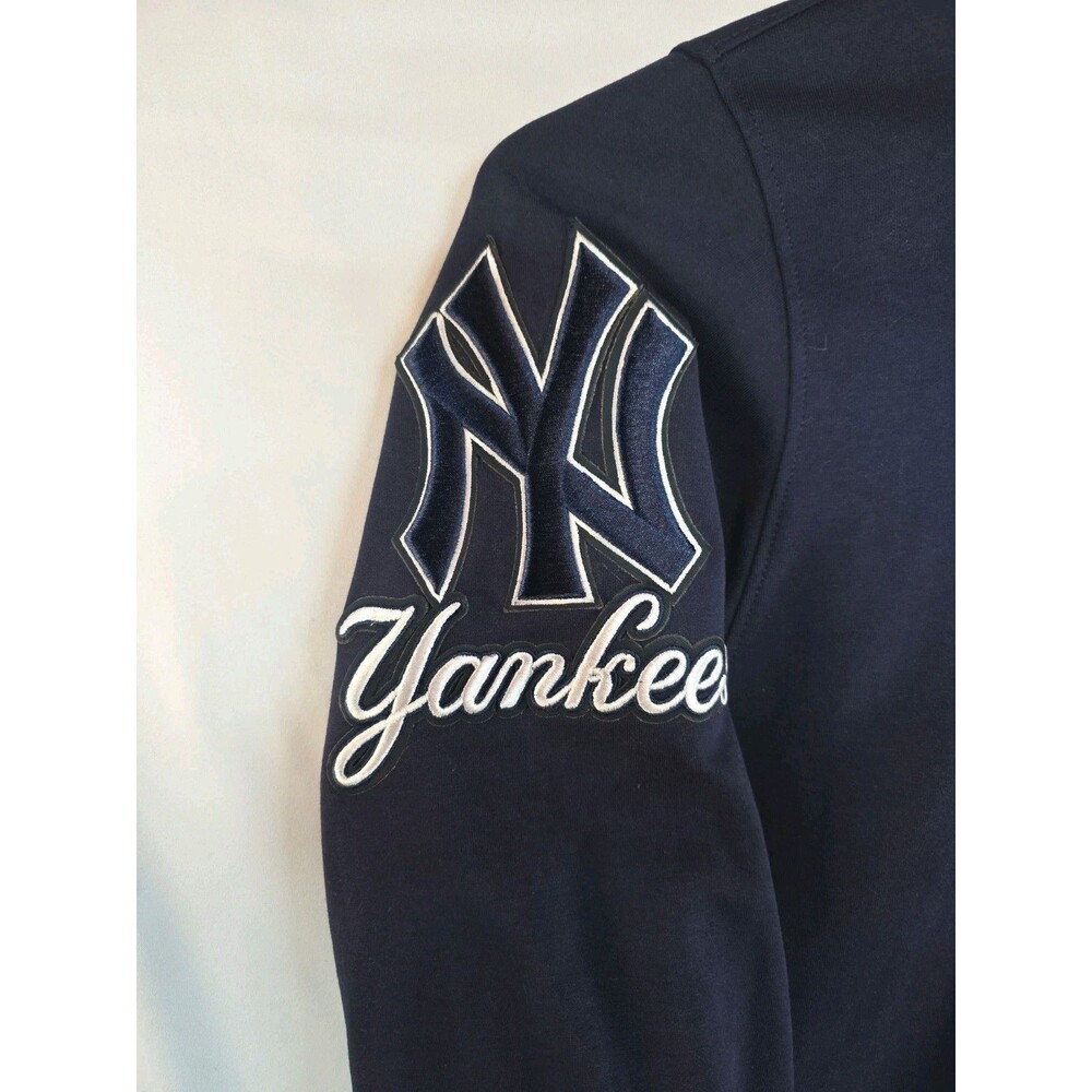 New York Yankees Baseball Navy Pro Standard Embroidered Hoodie Sweatshirt 3XL - Picture 3 of 15
